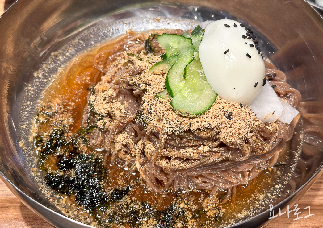 판교맛집 판교현대백화점 판교막국수 판교막국수맛집 어멍막국수 판교현백맛집 판교현백맛집추천 판교현백식품관 판교현대백화점식품관 들기름막국수 판교들기름막국수 판교맛집추천