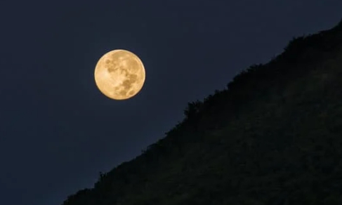 10월 17일 올해 가장 큰 슈퍼문이 뜬다