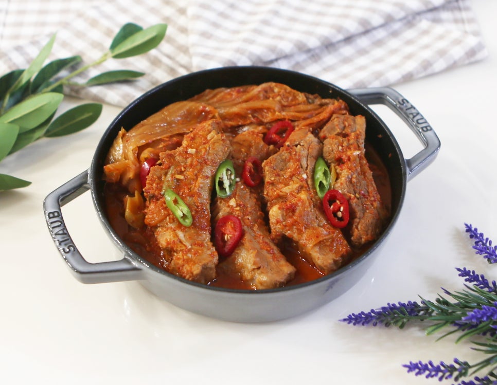 등갈비 김치찜