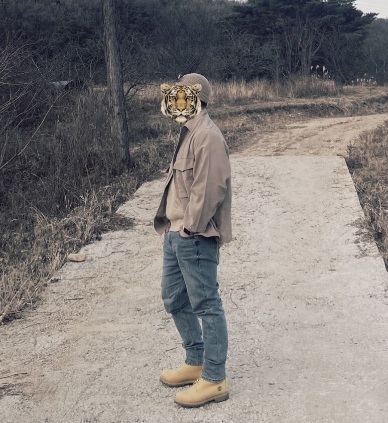 데일리룩(오뭘입)_무신사스탠다드 비니, 레이벤 선글라스, 라퍼지스토어야상, 바스틱 니트, 제멋 청바지, 팀버랜드 미디엄옐로우워커, 꿀조합스타일링 OOTD