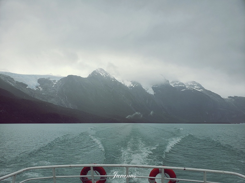 Moreno Glacier 01
