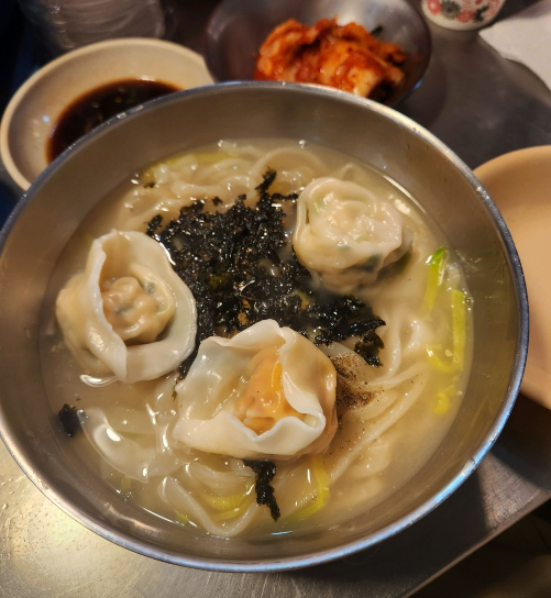 고향칼국수 대표 메뉴