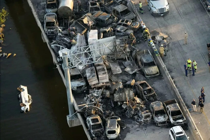 미 루이지애나 '슈퍼안개'로 158대 차량 연쇄 추돌 사고...최소 7명 사망 VIDEO: At least 7 dead in massive vehicle crashes in Louisiana caused by 'superfog'