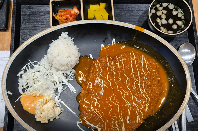 가평휴게소 맛집 인기메뉴 편의시설 화장실 추천