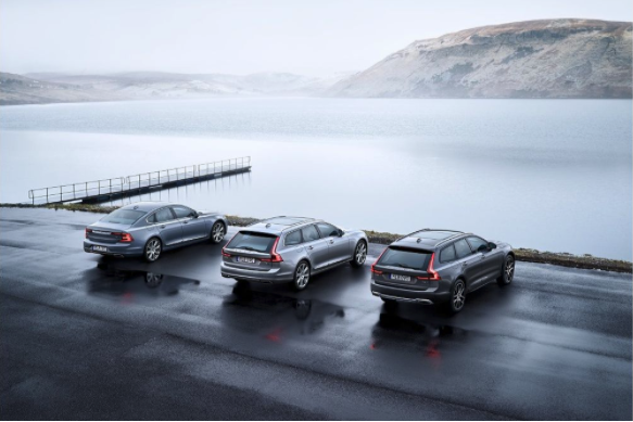 볼보 공식 인증 중고차 XC90 S90 가격