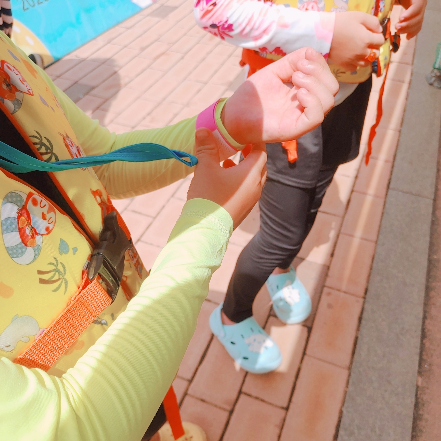 청도 레일바이크 물놀이장 타임밴드 착용