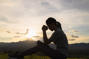 수요 예배 기도문 모음 (월별 기도문 추천 및 예시)