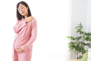 임산부는 어깨가 뻣뻣해지기 쉬워