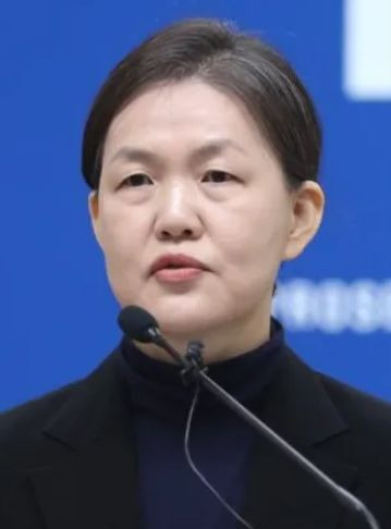 이영림 검사 정치적 중립 의무 위반 논란