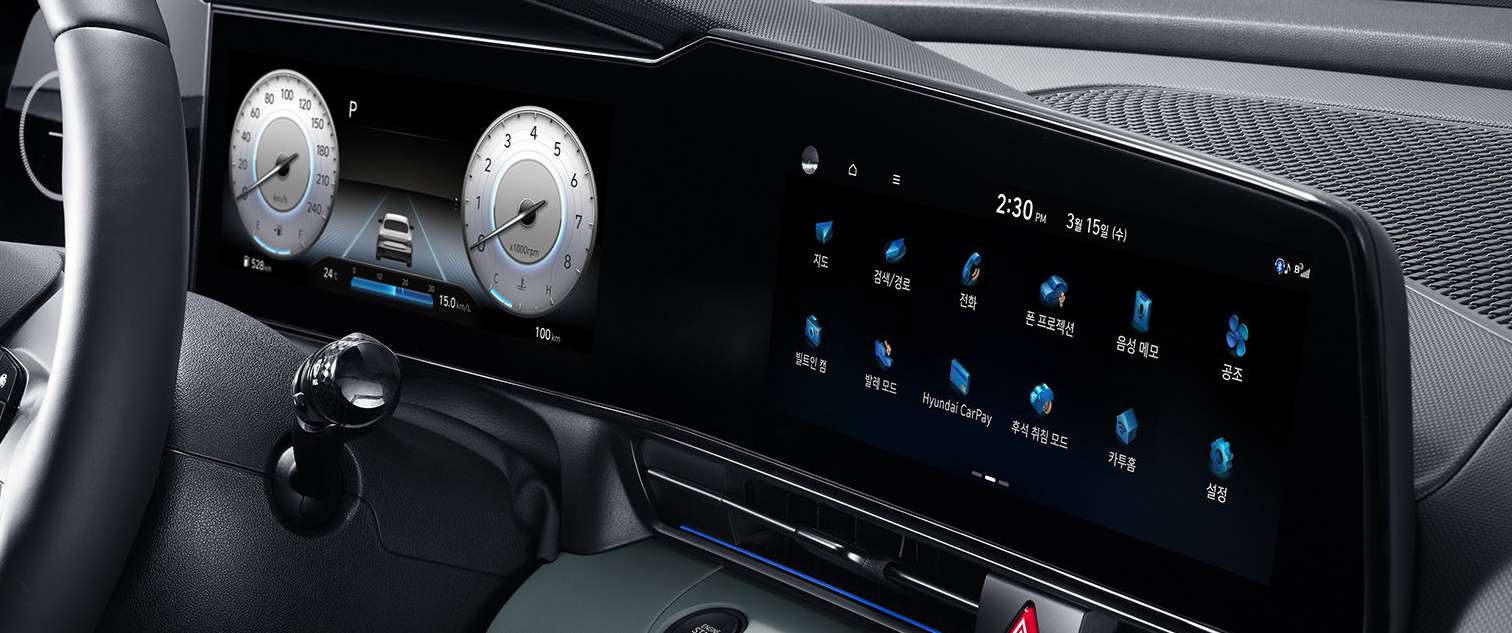 더 뉴 아반떼 하이브리드 전면 디스플레이