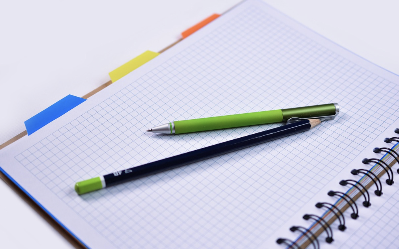 샤프심의 발명: 얇아진 선이 만든 문화의 변화