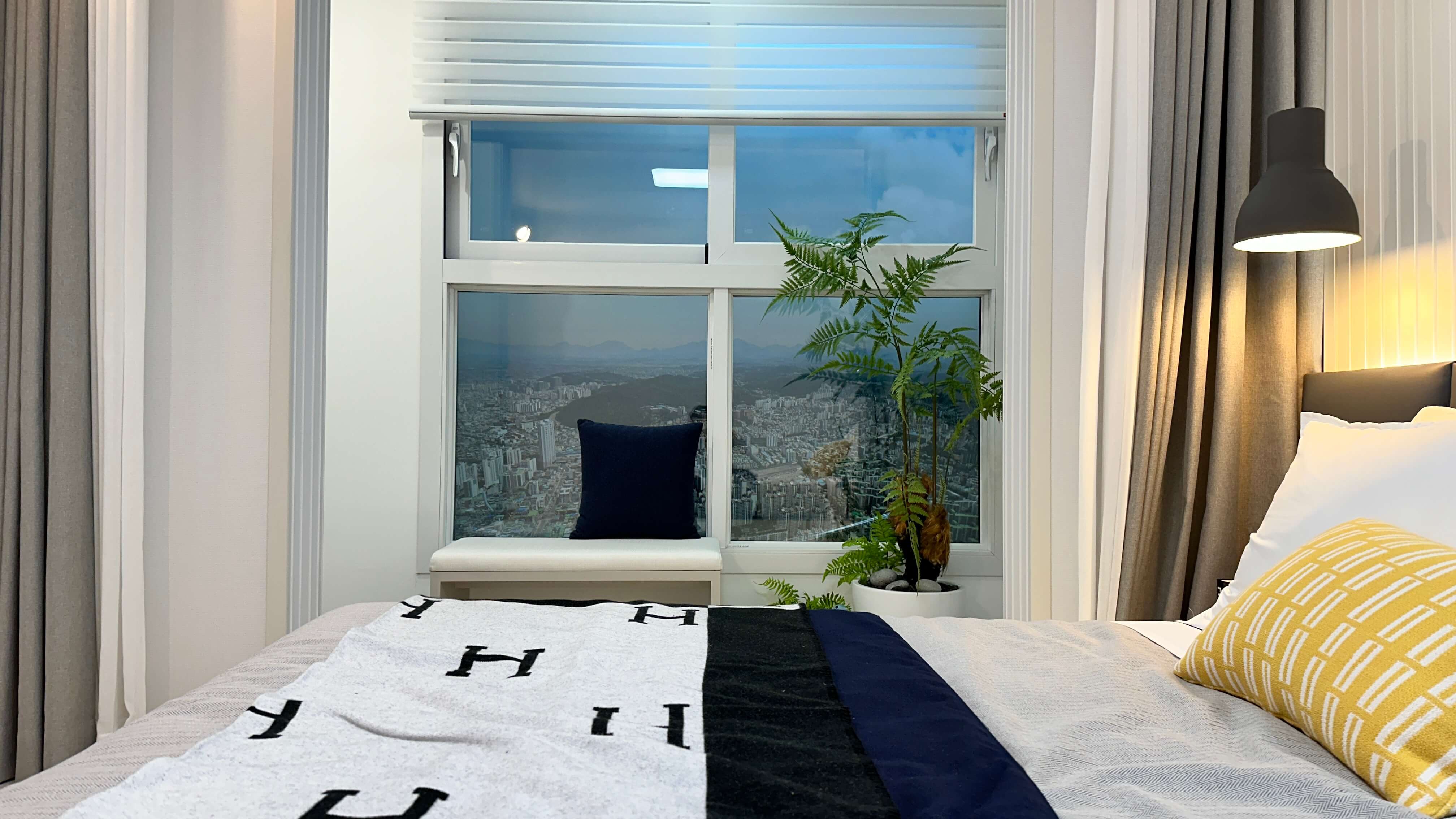 부천 소사역 월드메르디앙 안방