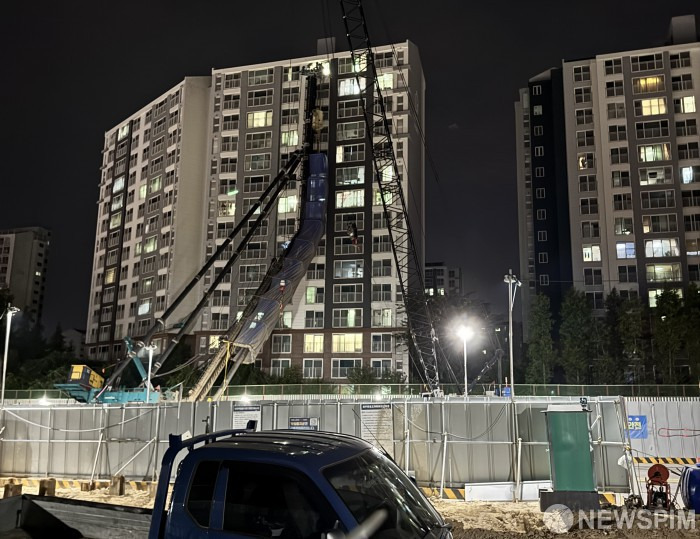항타기 전도 사고와 공사현장 안전관리 관련 이미지 1