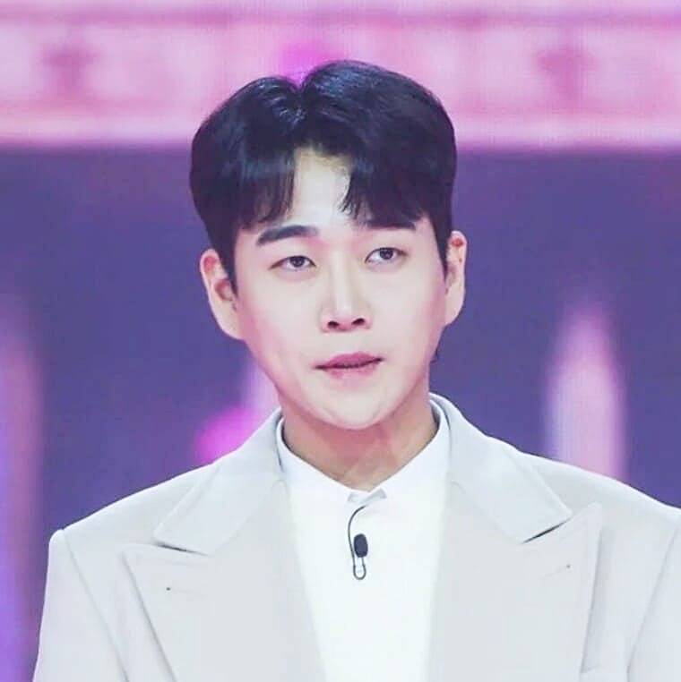 가수-황영웅