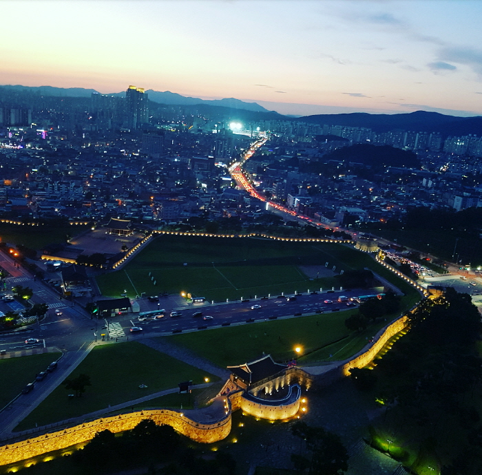 플라잉수원