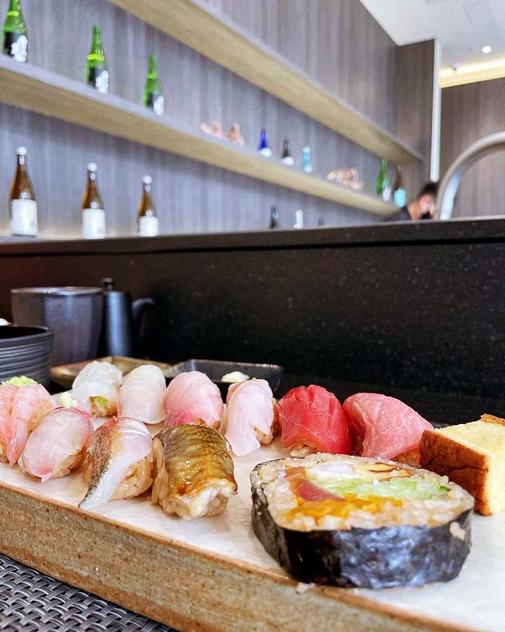 토요일은 밥이좋아 시흥 배곧 제철 생선 초밥 맛집 적초 섞은 붉은 밥 샤리 스시 고등어초밥 오마카세 현지인 추천 토밥 좋아 방송정보