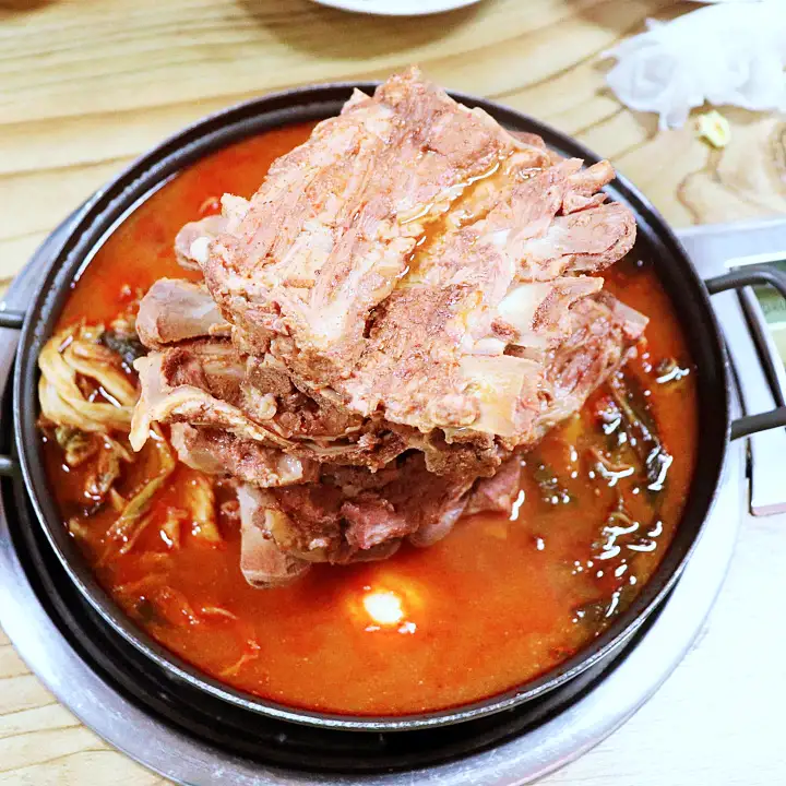생방송오늘저녁 평택 소사벌 비전동 뼈다귀 감자탕 끝판왕 산더미 뼈탑 전골 맛집 추천