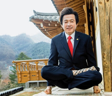 허경영 프로필 나이 고향 학력 하늘궁 위치