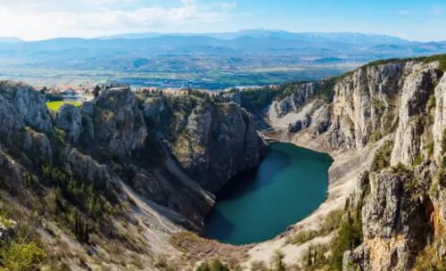 크로아티아 이모츠키 호수