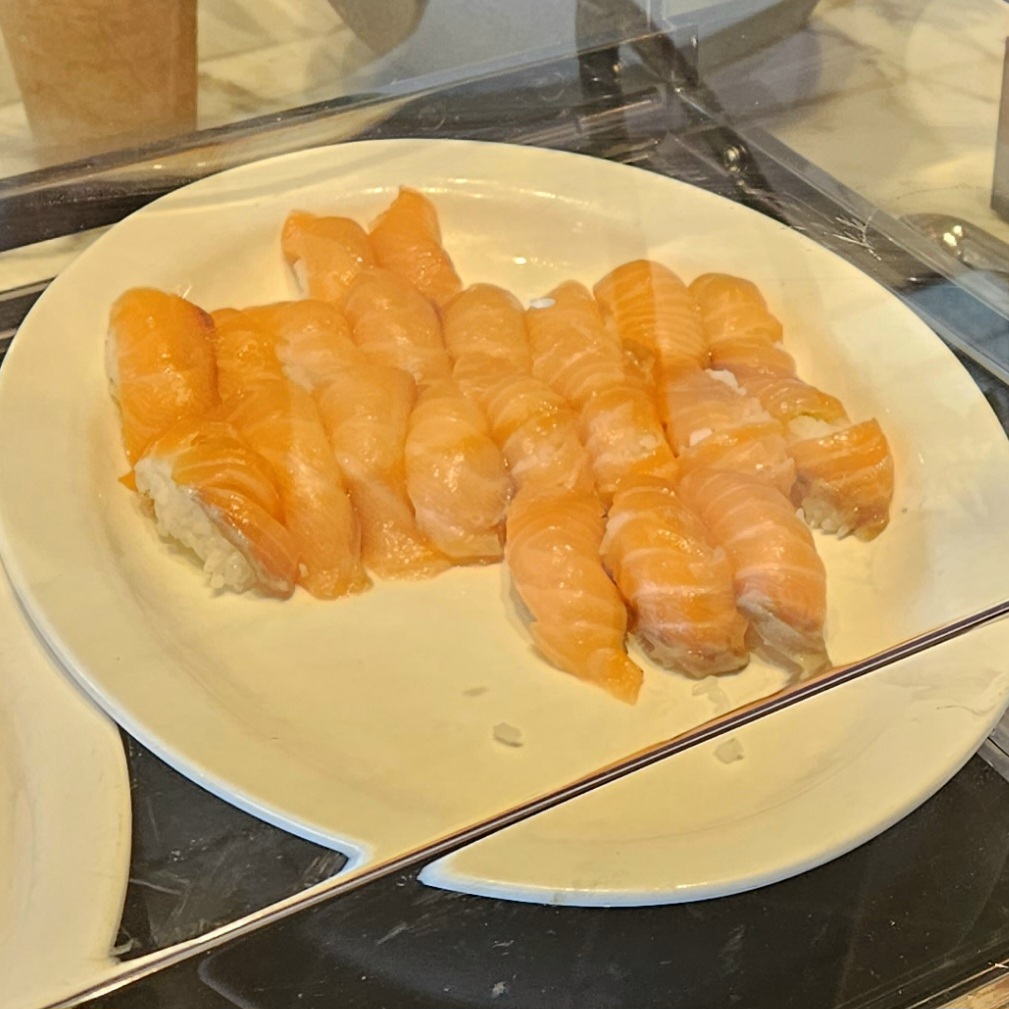 연어 초밥