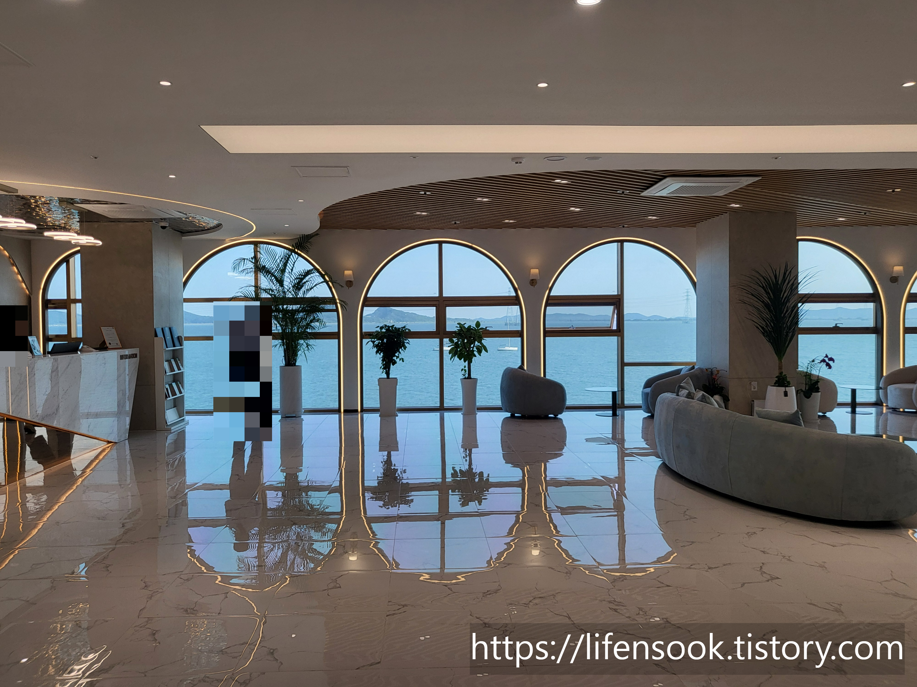 웨이브엠 호텔 웨스트 3층 로비 3