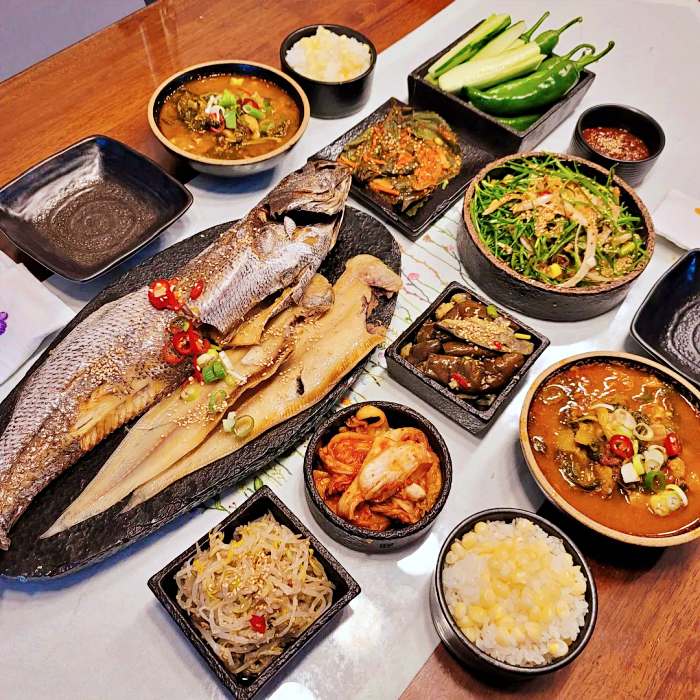 식객 허영만 백반기행 성동구 골목 노포 여수 직송 서대 요리 막걸리 서대회 무침 맛집