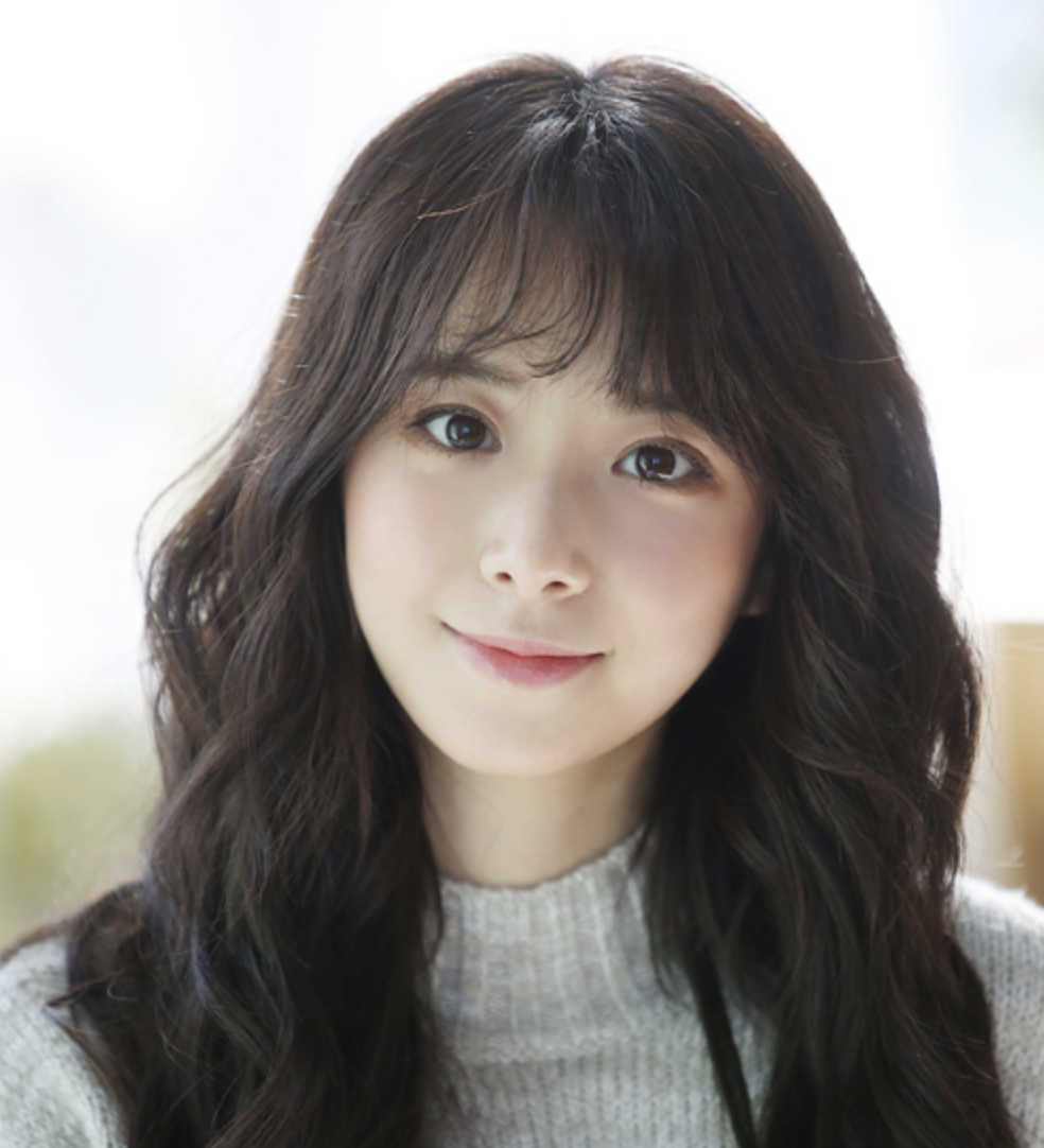 감다예 외모