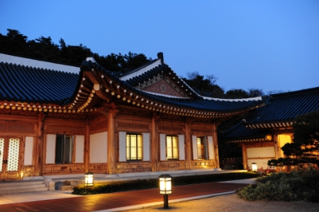 관저 야간모습 2