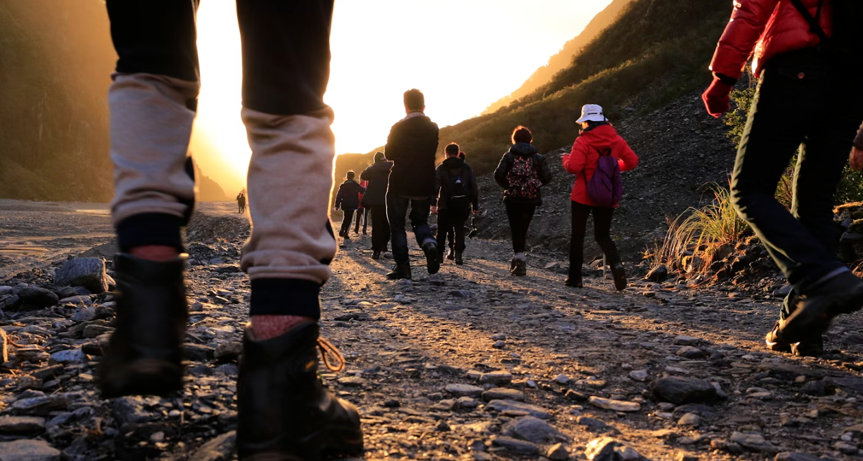 걷기 운동의 칼로리 소모, 효과, 올바르게 걷는 방법