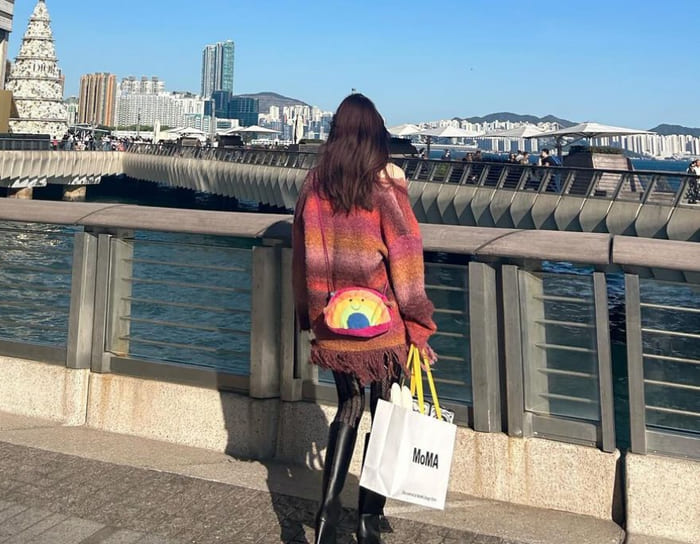 한소희 사복