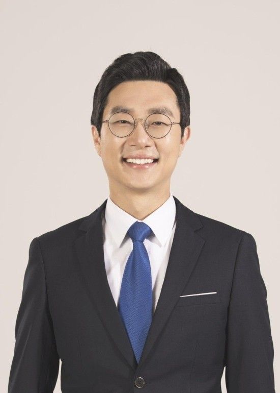 장경태 국회의원 정치 입문 및 경력