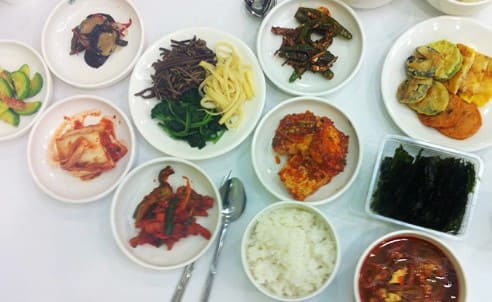 장례식장에서 음식을 먹는 꿈 해몽
