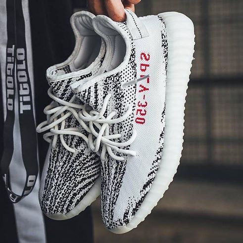 아디다스 이지부스트 350v2 지브라