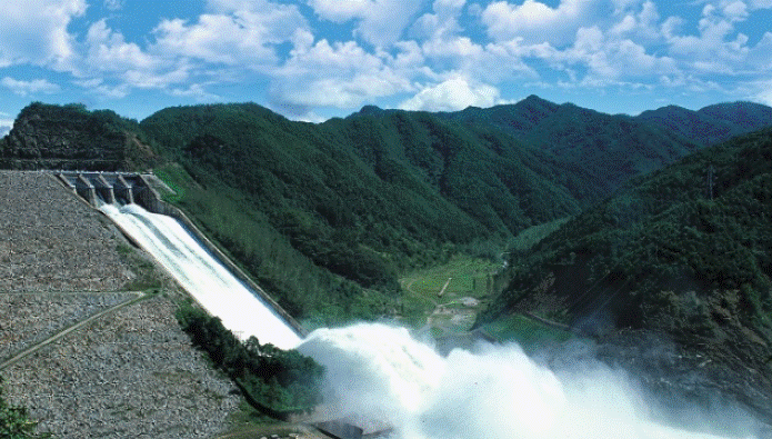 소양강댐 수문방류사진