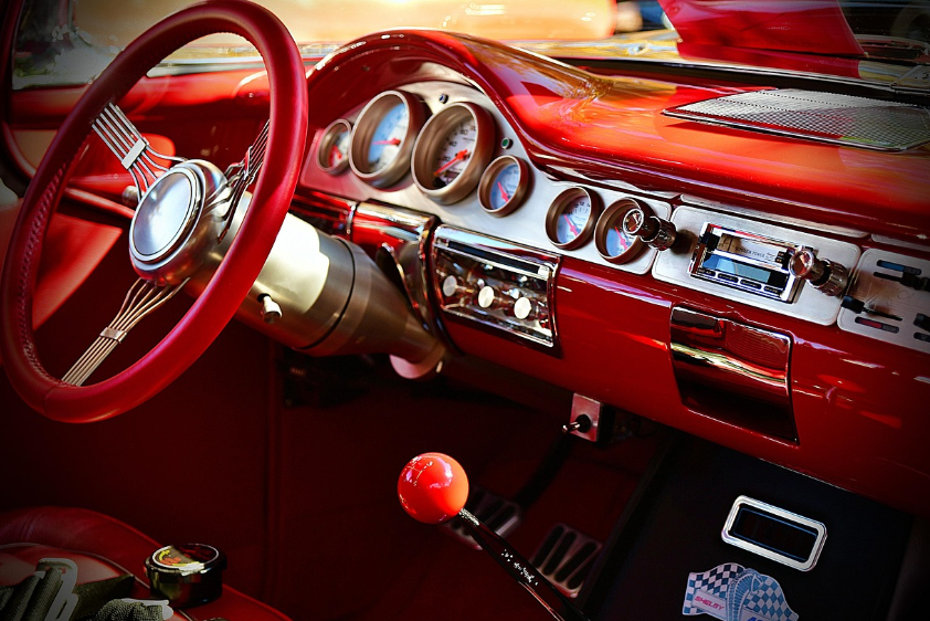 꾸밀수 있는 차량 내부 사진