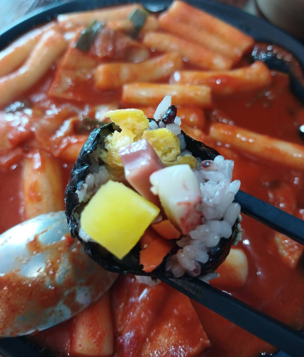 역전분식 김밥 비주얼