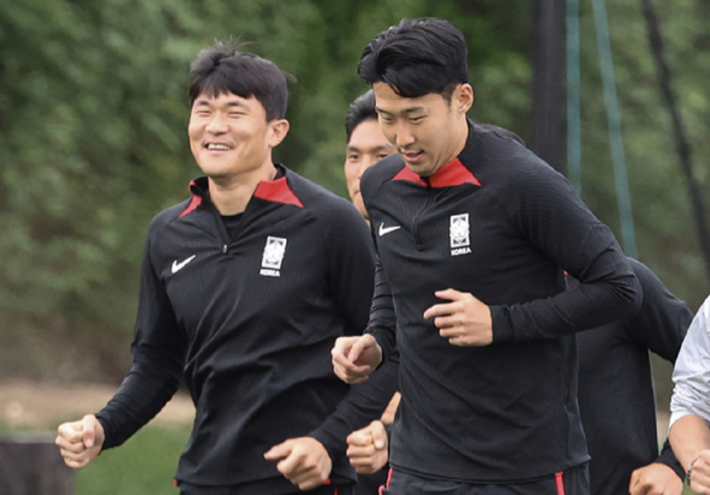 손흥민 김민재 한국