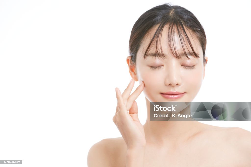 피부 탄력을 관리하는 방법은 여러가지이다