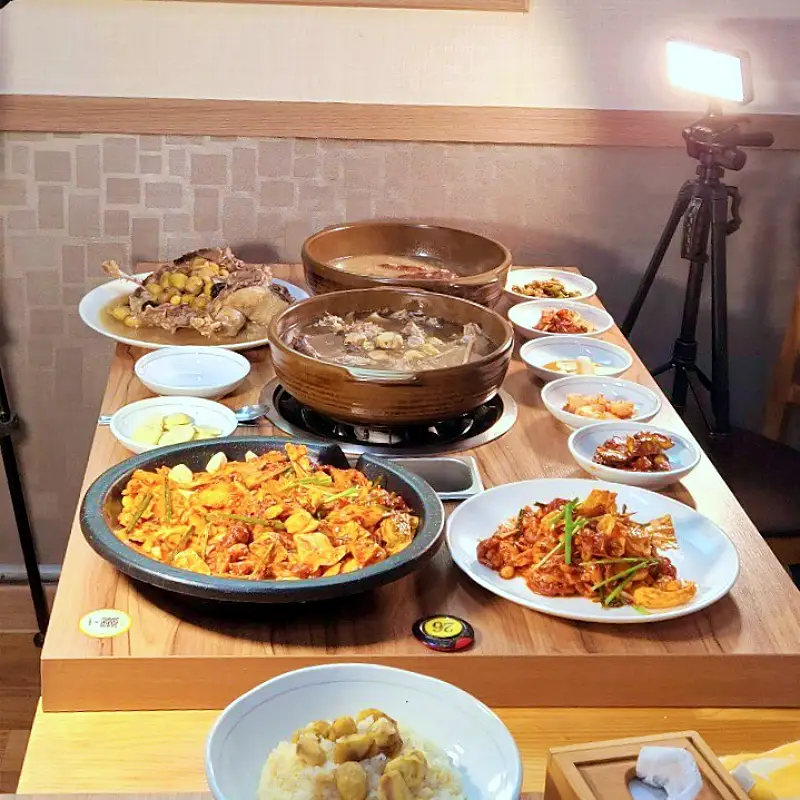 알밤 오리백숙, 밤 오리 누룽지백숙, 주물럭 공주 마곡사 맛집 추천 생방송투데이 리얼맛집 오늘방송 자족식당