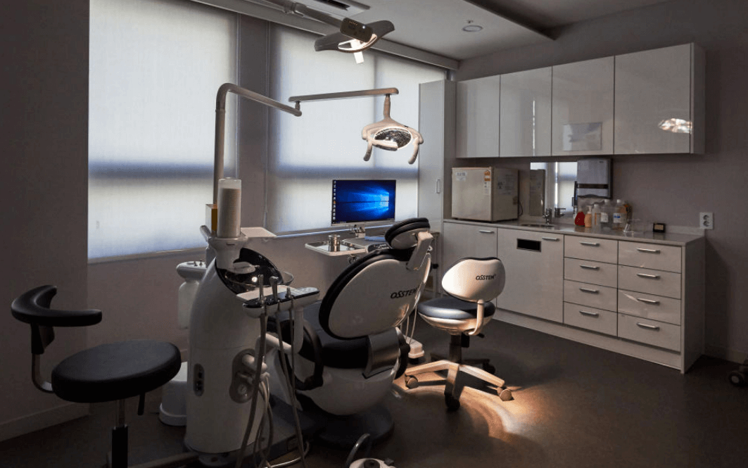 사과나무치과주엽 -임플란트 