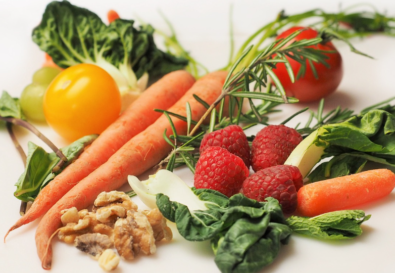 무작정 굶지 마세요! 2025년 &lsquo;지속 가능한 다이어트 식단&rsquo; BEST 3