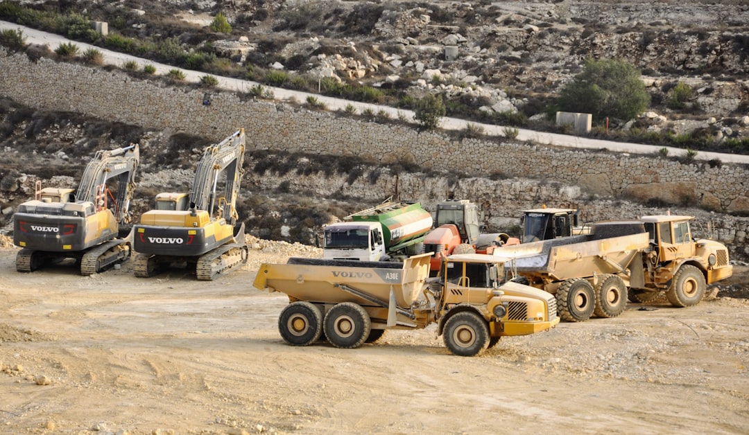 Dump truck