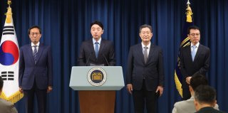 이규연 홍보수석 정치 활동