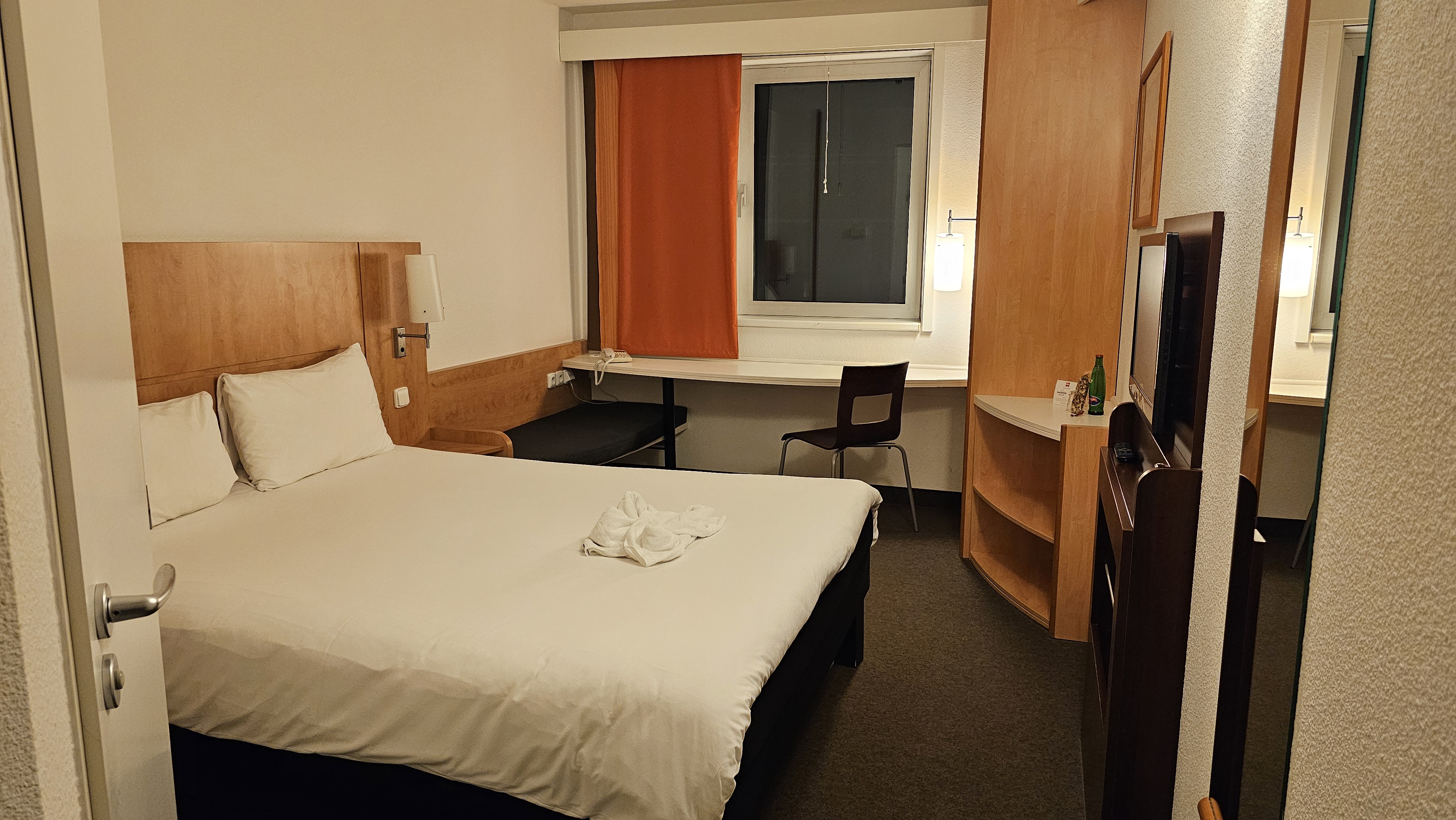 체코 프라하 여행 숙소 이비스 말라스트라나