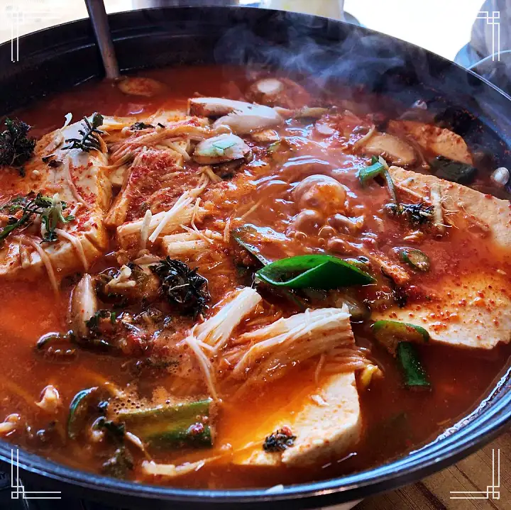 휴먼다큐 사노라면 567회 억척 시어머니와 서울 토박이 며느리 20년 차 손두부 두부 춘천 맛집 소개 및 연락처 방송 정보 다시보기