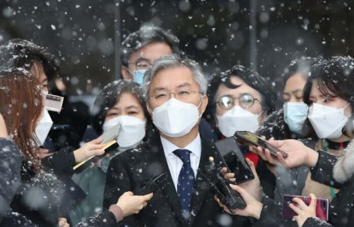 최강욱 국회의원 프로필