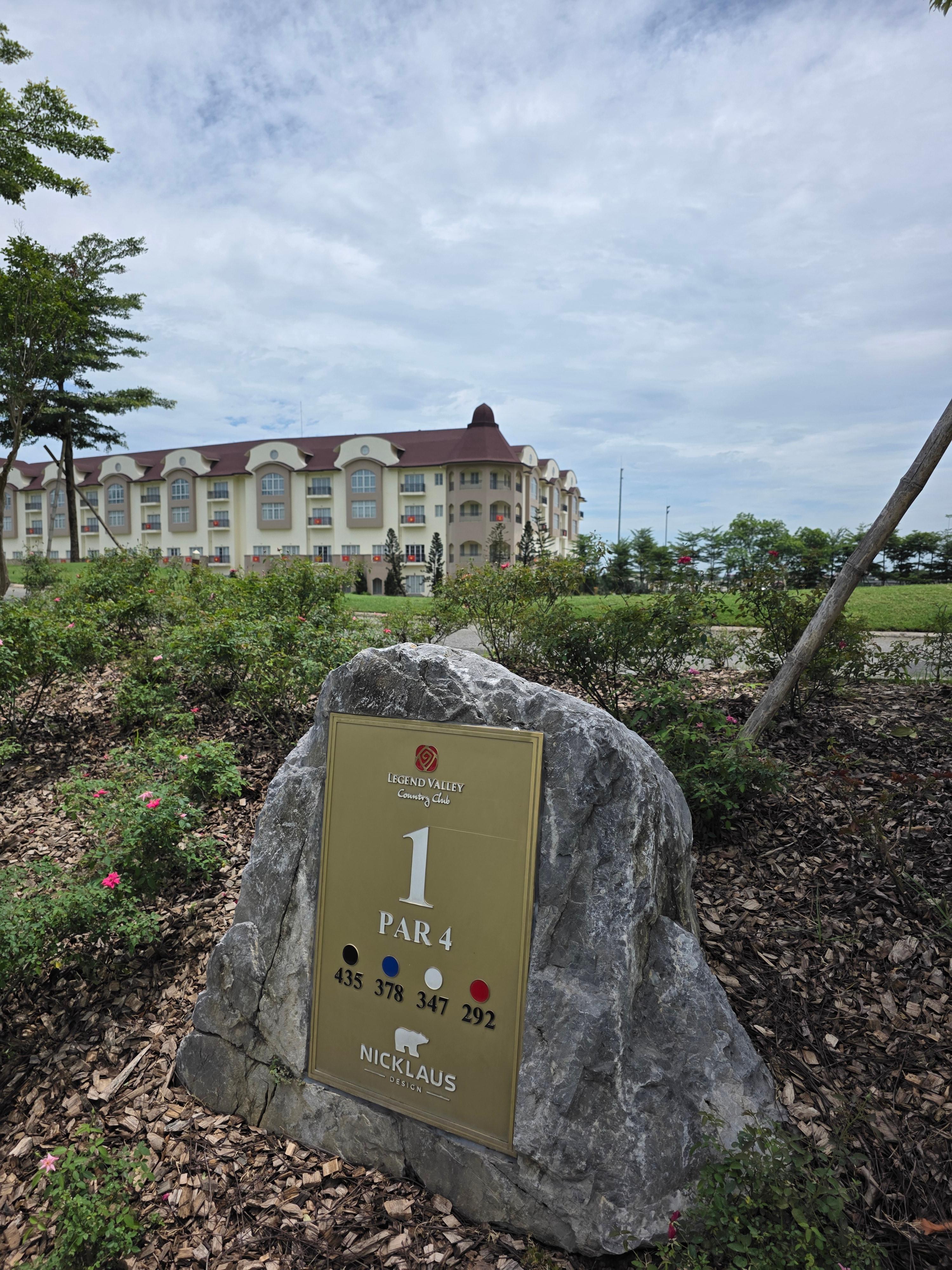 베트남 하남 레전드 골프 & 리조트 전경+1번홀 티박스 Legend Golf & Resort Hanam Vietnam