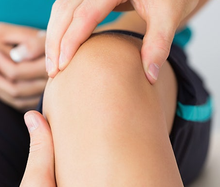 무릎 옆쪽 (측면) 마사지