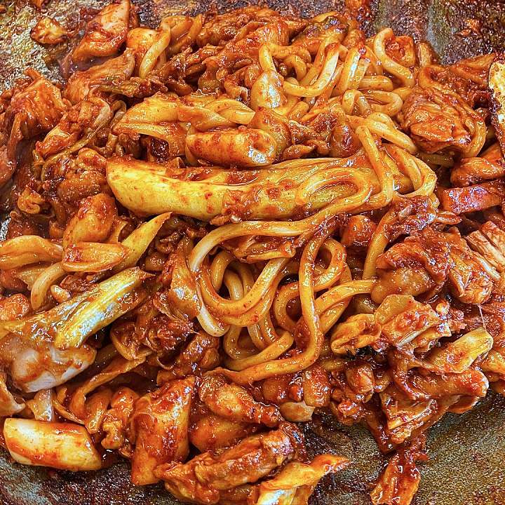 알토란 김형우 대박집 대표 닭갈비 연 매출 100억 신화 맛있는 닭갈비집 춘천 맛집 위치 메뉴 가격 정보