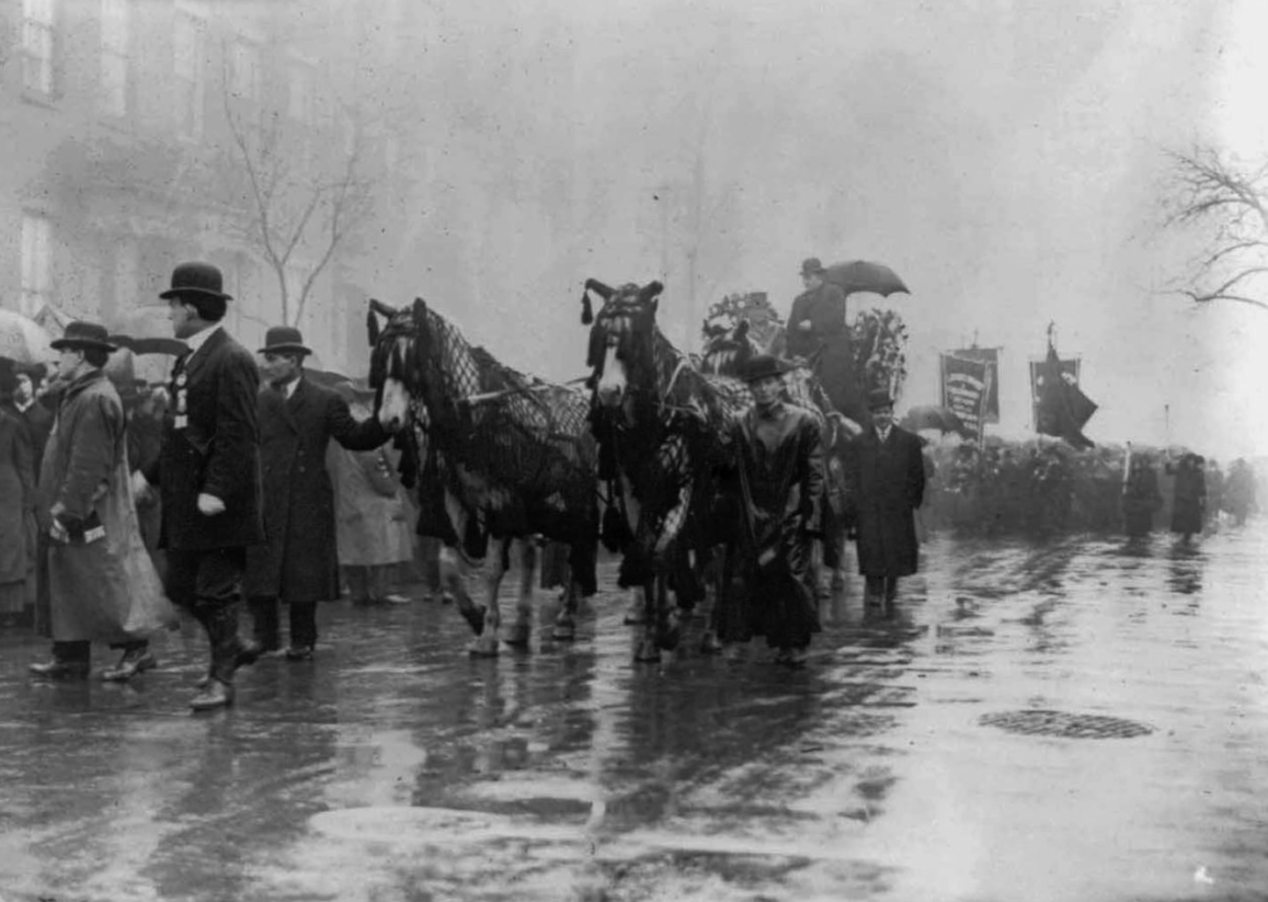 1911년 트라이앵글 셔츠웨이스트 공장 화재와 노동법